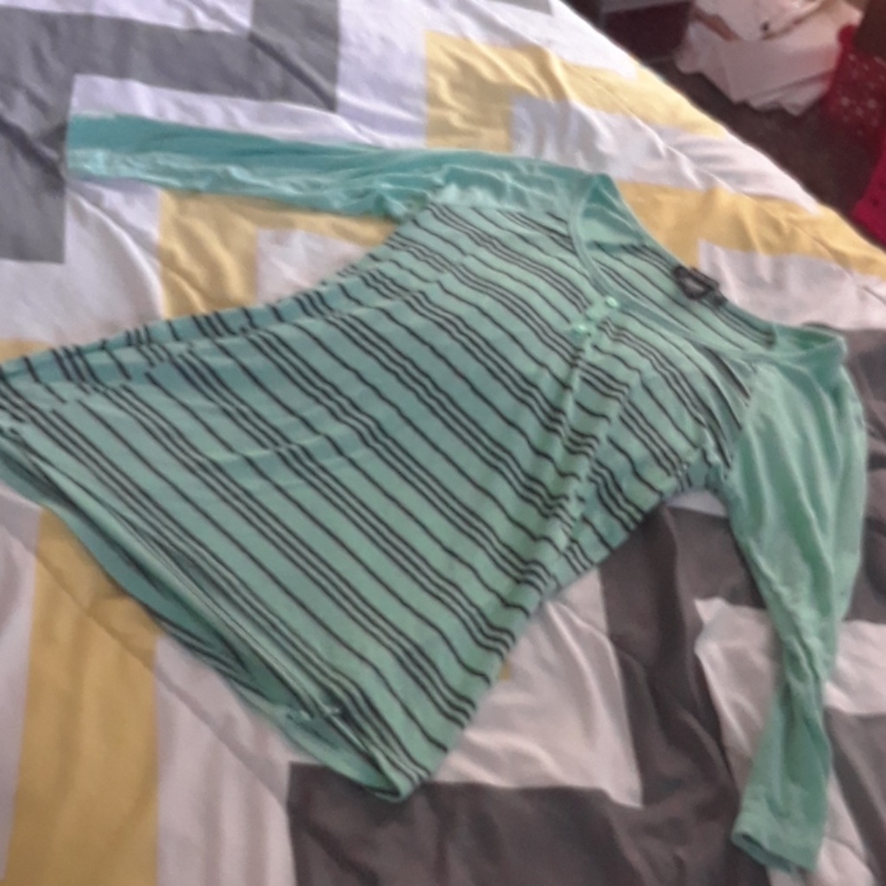Long sleaved shirt